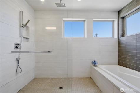 7729 16th Avenue NW Seattle WA 98117