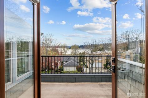 11010 101st Place NE Kirkland WA 98033