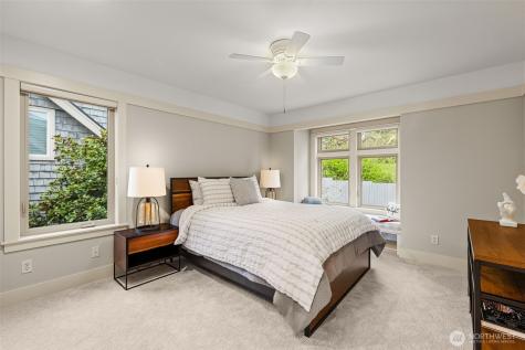 11010 101st Place NE Kirkland WA 98033