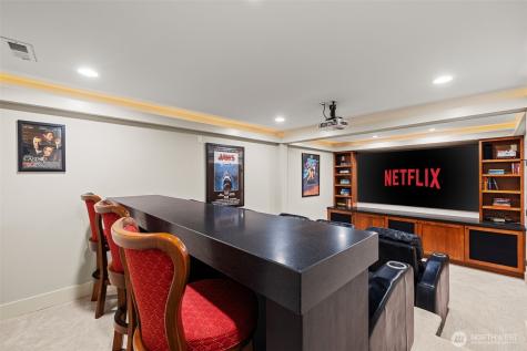 11010 101st Place NE Kirkland WA 98033