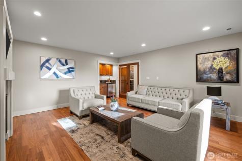 11010 101st Place NE Kirkland WA 98033