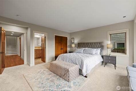 11010 101st Place NE Kirkland WA 98033