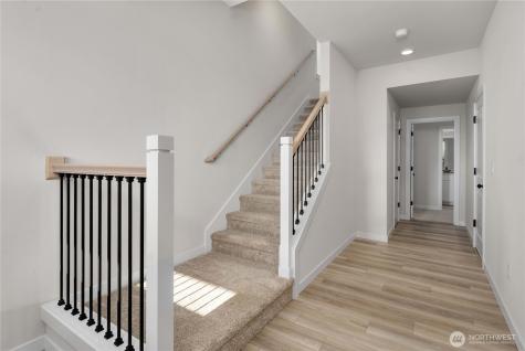 17530 NE Midnight Sun Loop Poulsbo WA 98370