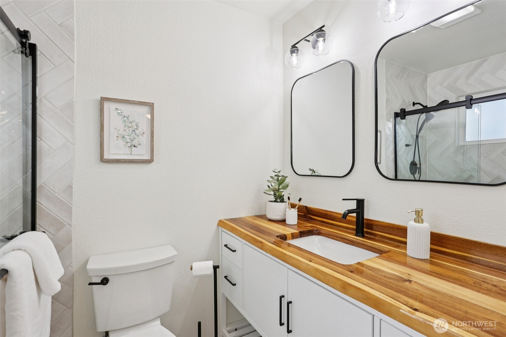 9002 34th Avenue SW Seattle WA 98126