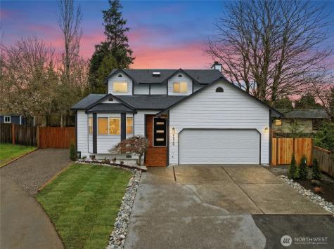 8828 NE 152nd Street Kenmore WA 98028