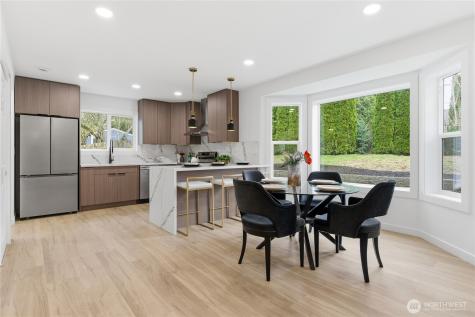 8828 NE 152nd Street Kenmore WA 98028