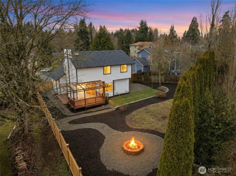 8828 NE 152nd Street Kenmore WA 98028