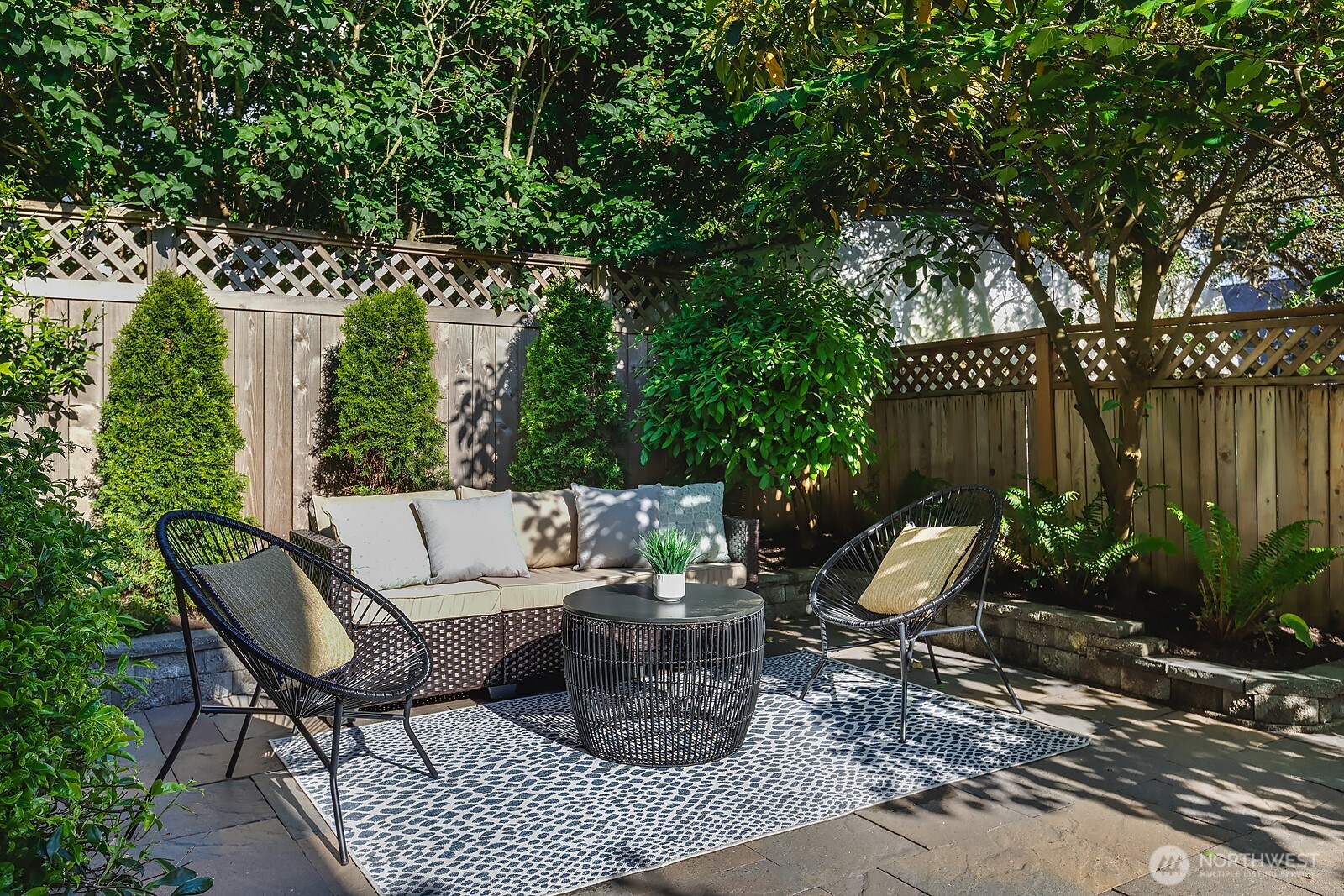 7056 26th Avenue NW Seattle WA 98117