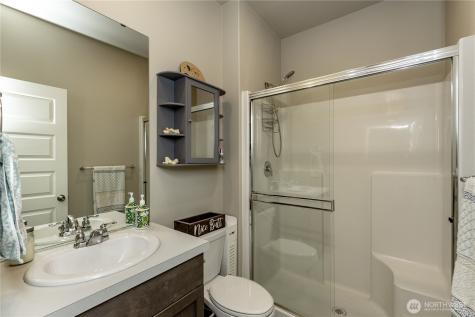 3122 15th Avenue NW Puyallup WA 98371