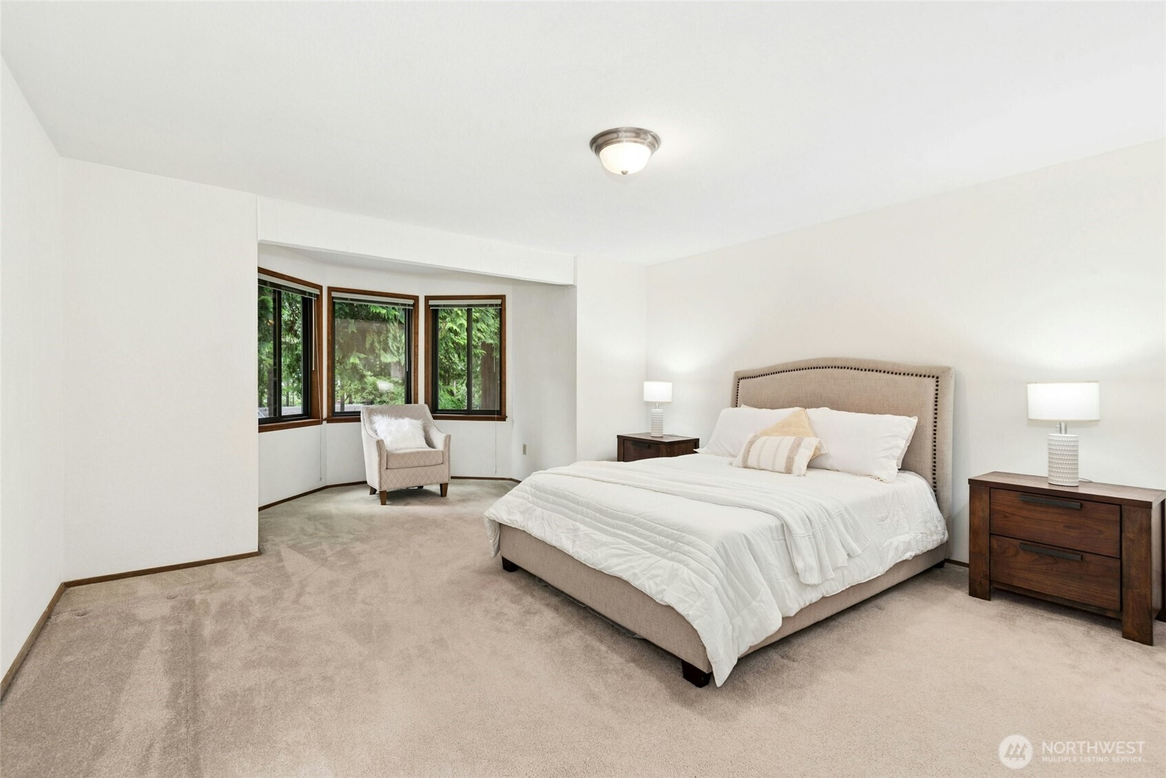 24705 SE Mirrormont Way Issaquah WA 98027