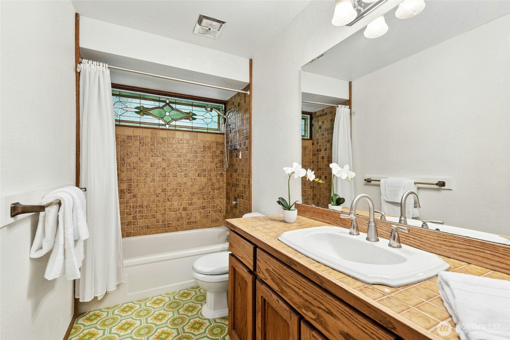 24705 SE Mirrormont Way Issaquah WA 98027