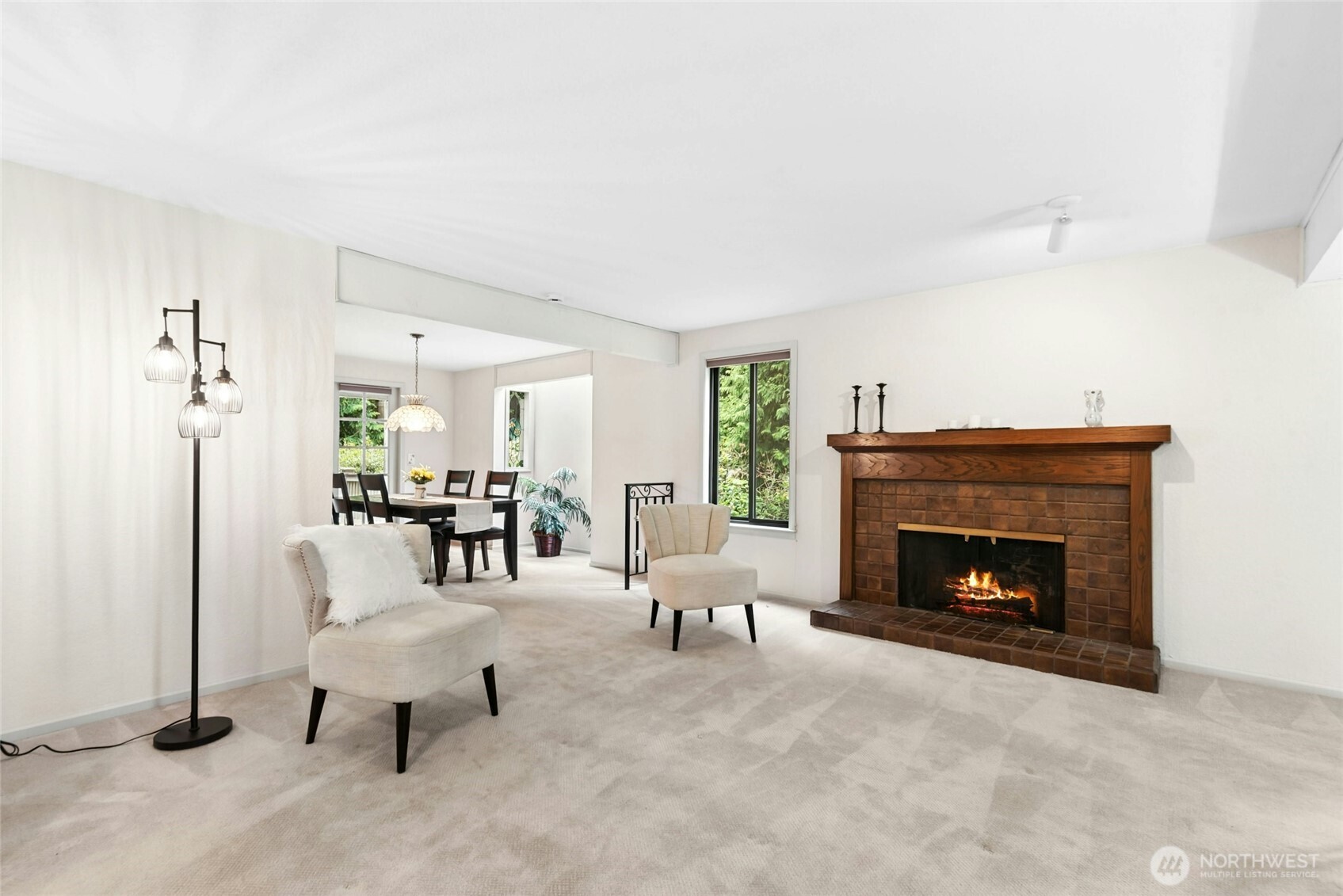 24705 SE Mirrormont Way Issaquah WA 98027