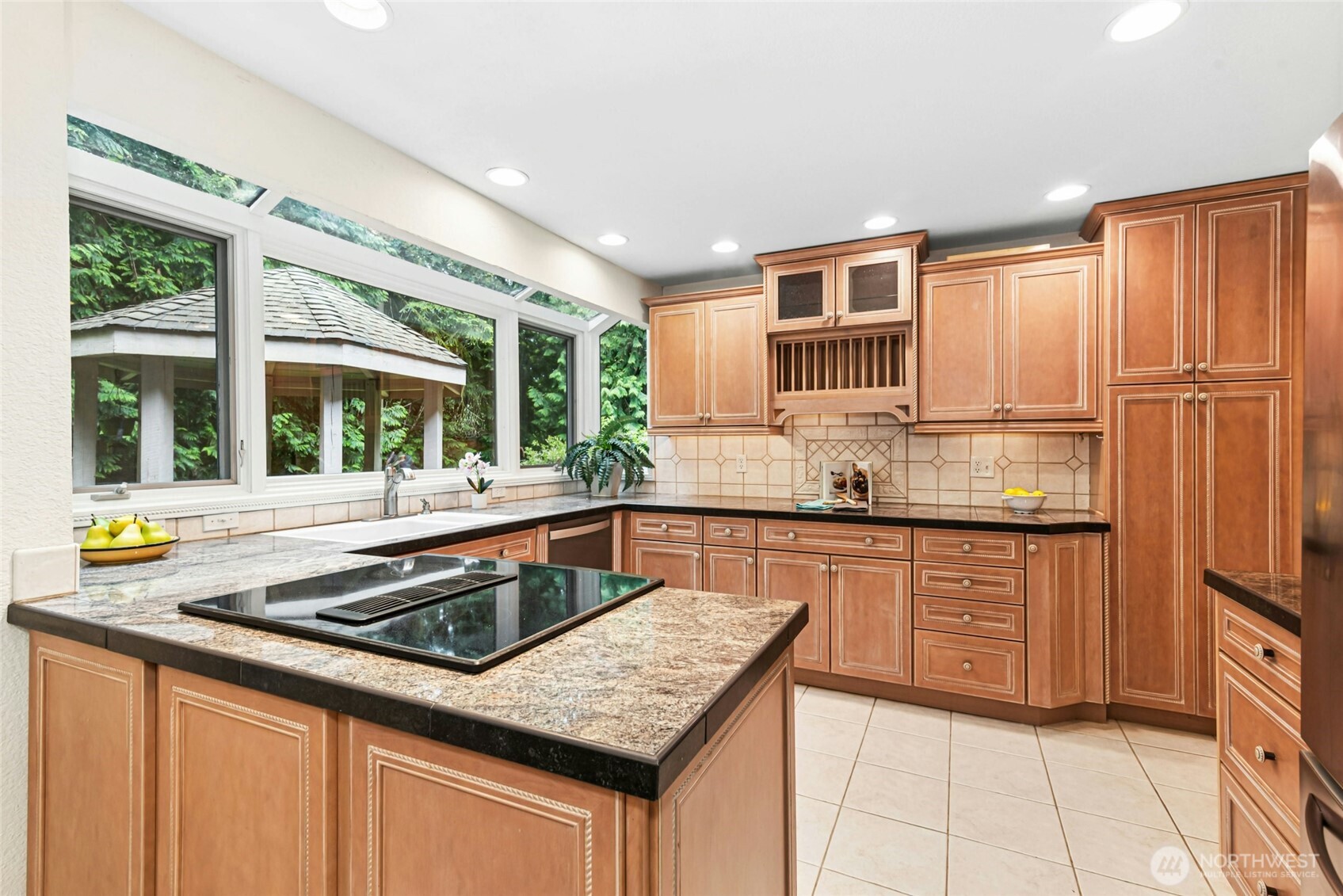 24705 SE Mirrormont Way Issaquah WA 98027