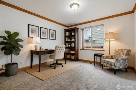 18639 175th Avenue SE Renton WA 98058