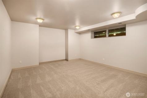 15805 SE 16th Street Bellevue WA 98008