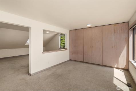 15805 SE 16th Street Bellevue WA 98008