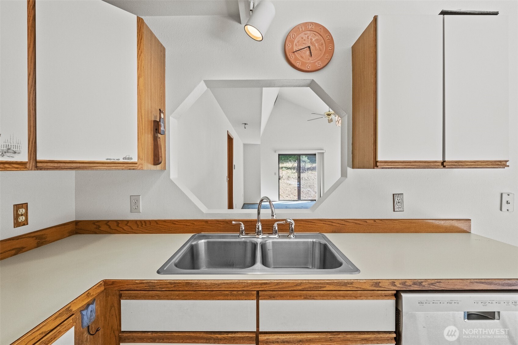 9585 Eagle Creek Leavenworth WA 98826