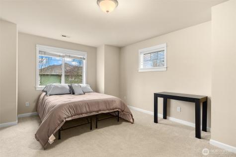 10700 SE 260th Street Kent WA 98030