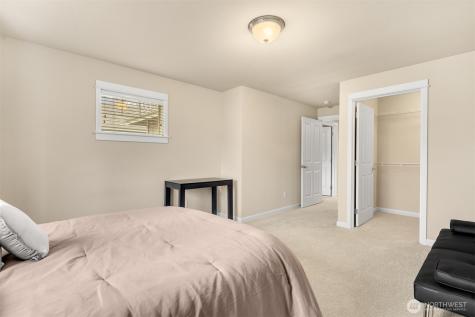 10700 SE 260th Street Kent WA 98030