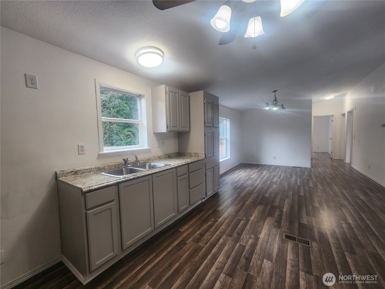 80 W Satsop Drive Elma WA 98541