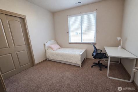1747 Sunshine Avenue West Richland WA 99353