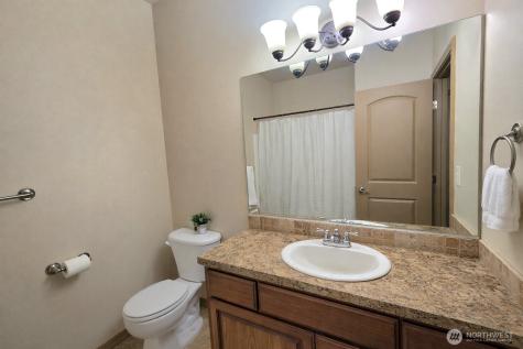1747 Sunshine Avenue West Richland WA 99353