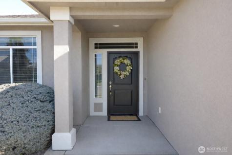 1747 Sunshine Avenue West Richland WA 99353