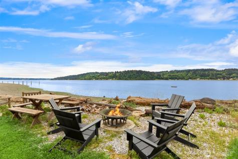 4331 Rhodes End NE Bainbridge Island WA 98110
