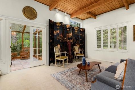 4331 Rhodes End NE Bainbridge Island WA 98110