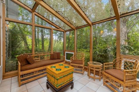 4331 Rhodes End NE Bainbridge Island WA 98110