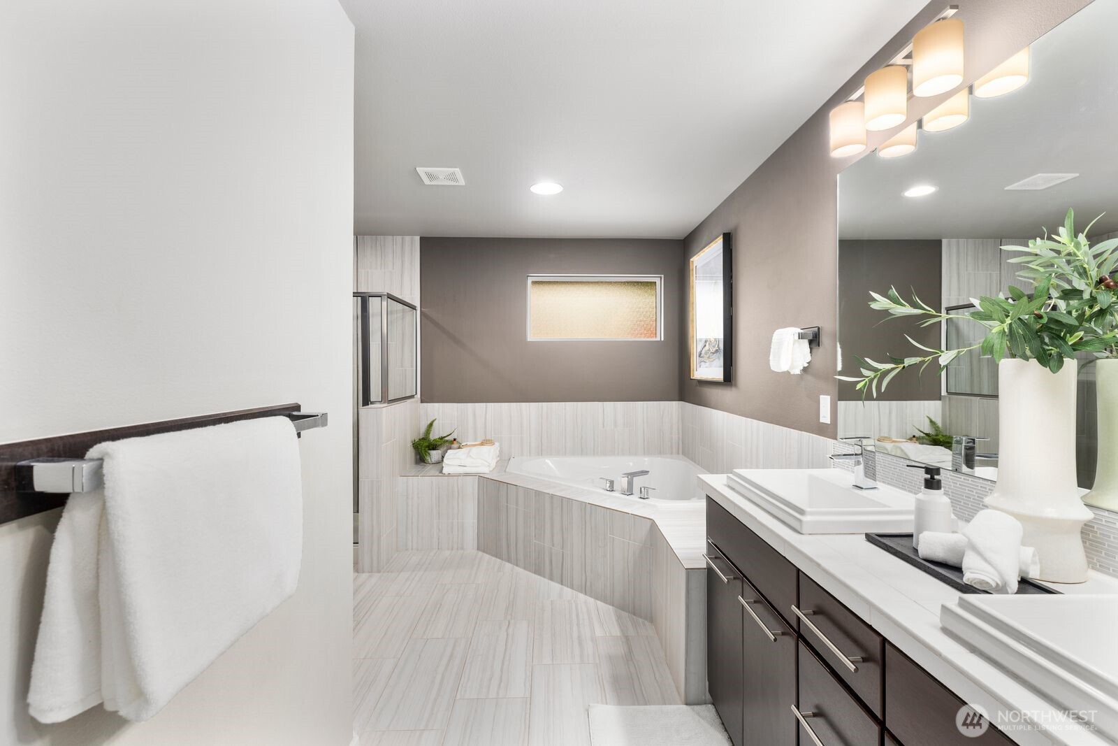 3725 200th Place SE Bothell WA 98012