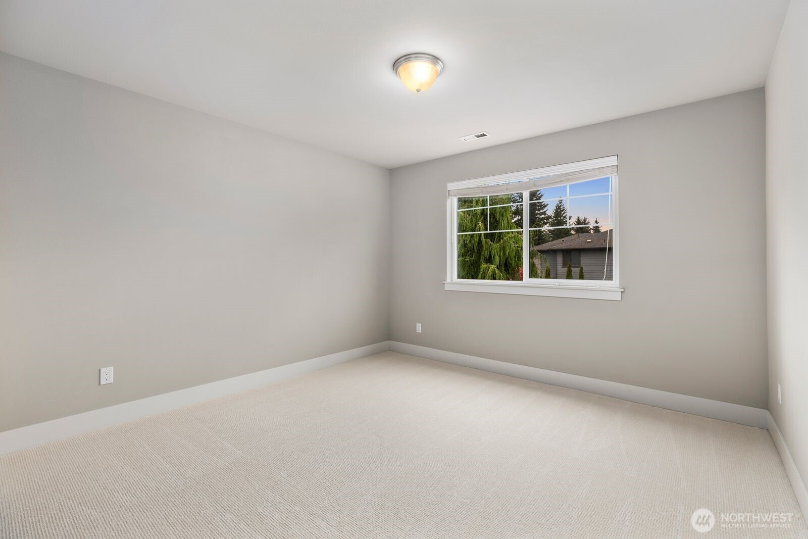 3725 200th Place SE Bothell WA 98012