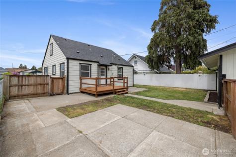 6417 S Fife Street Tacoma WA 98409