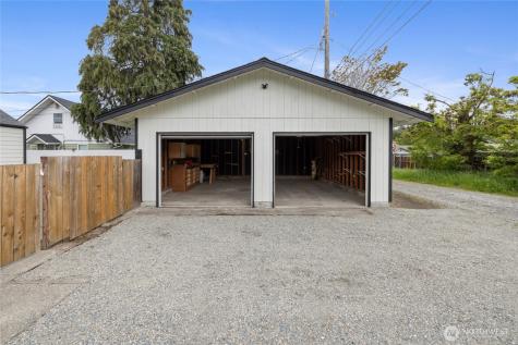 6417 S Fife Street Tacoma WA 98409