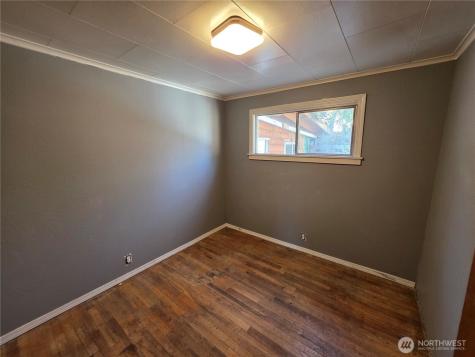 1009 17th Avenue Oroville WA 98844