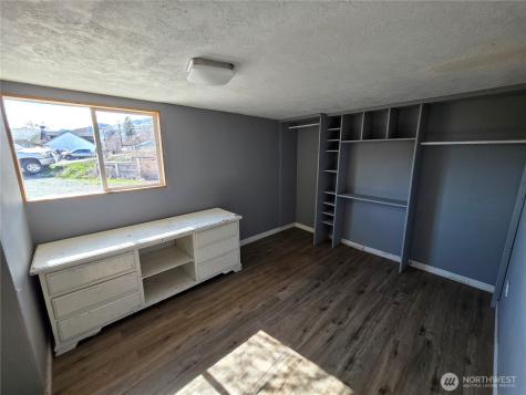 1009 17th Avenue Oroville WA 98844
