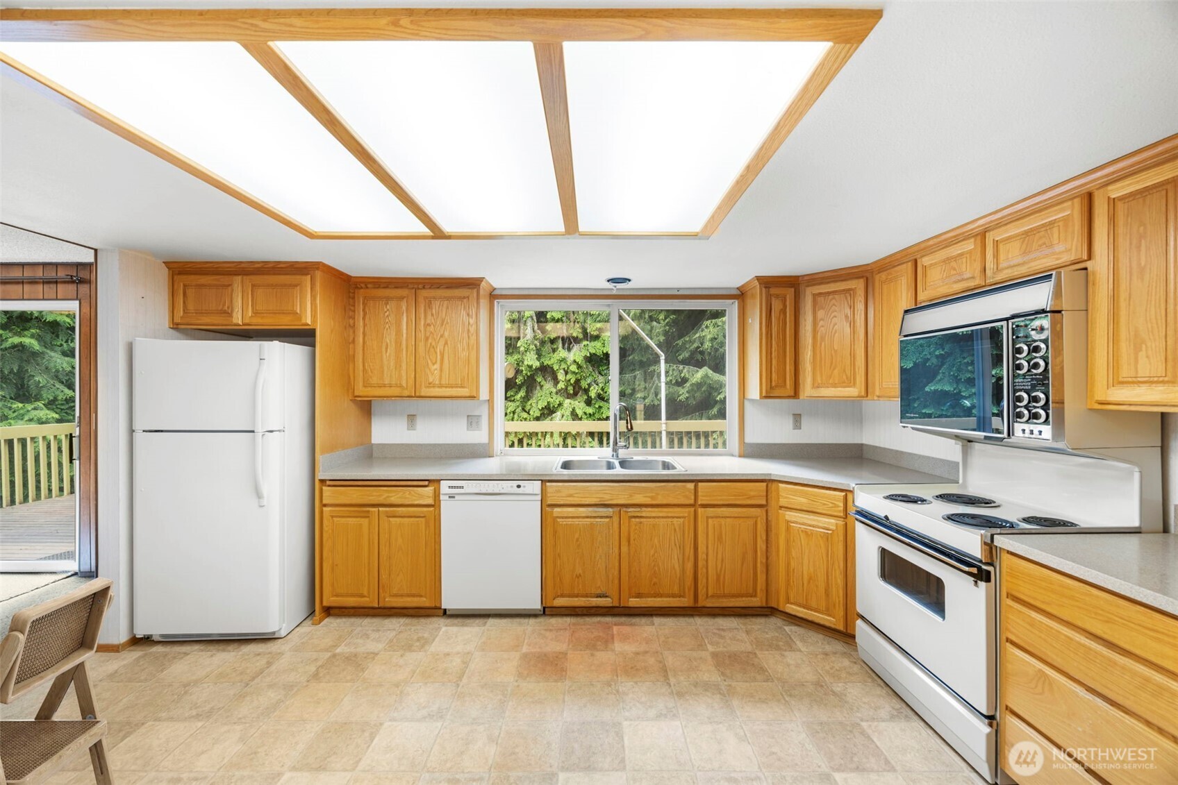 7689 Clover Blossom Lane NE Bremerton WA 98311