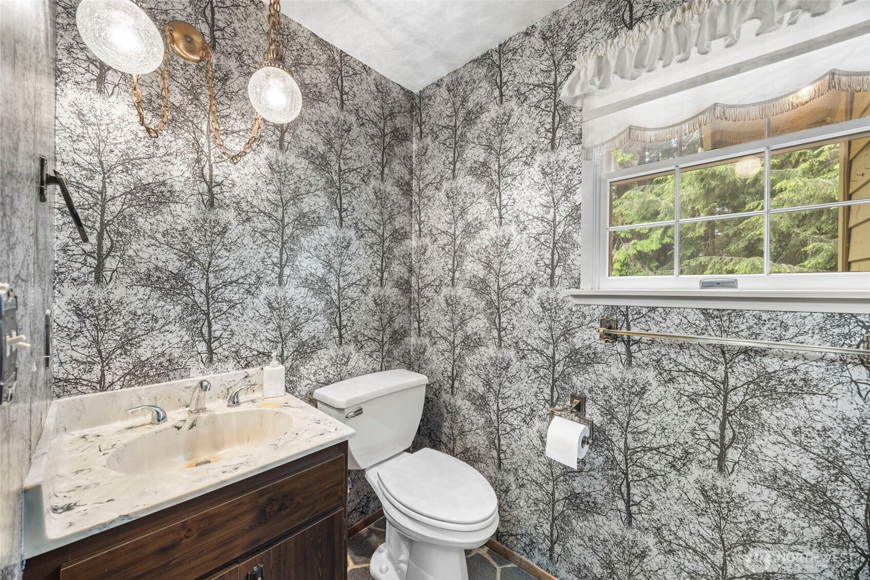 7689 Clover Blossom Lane NE Bremerton WA 98311