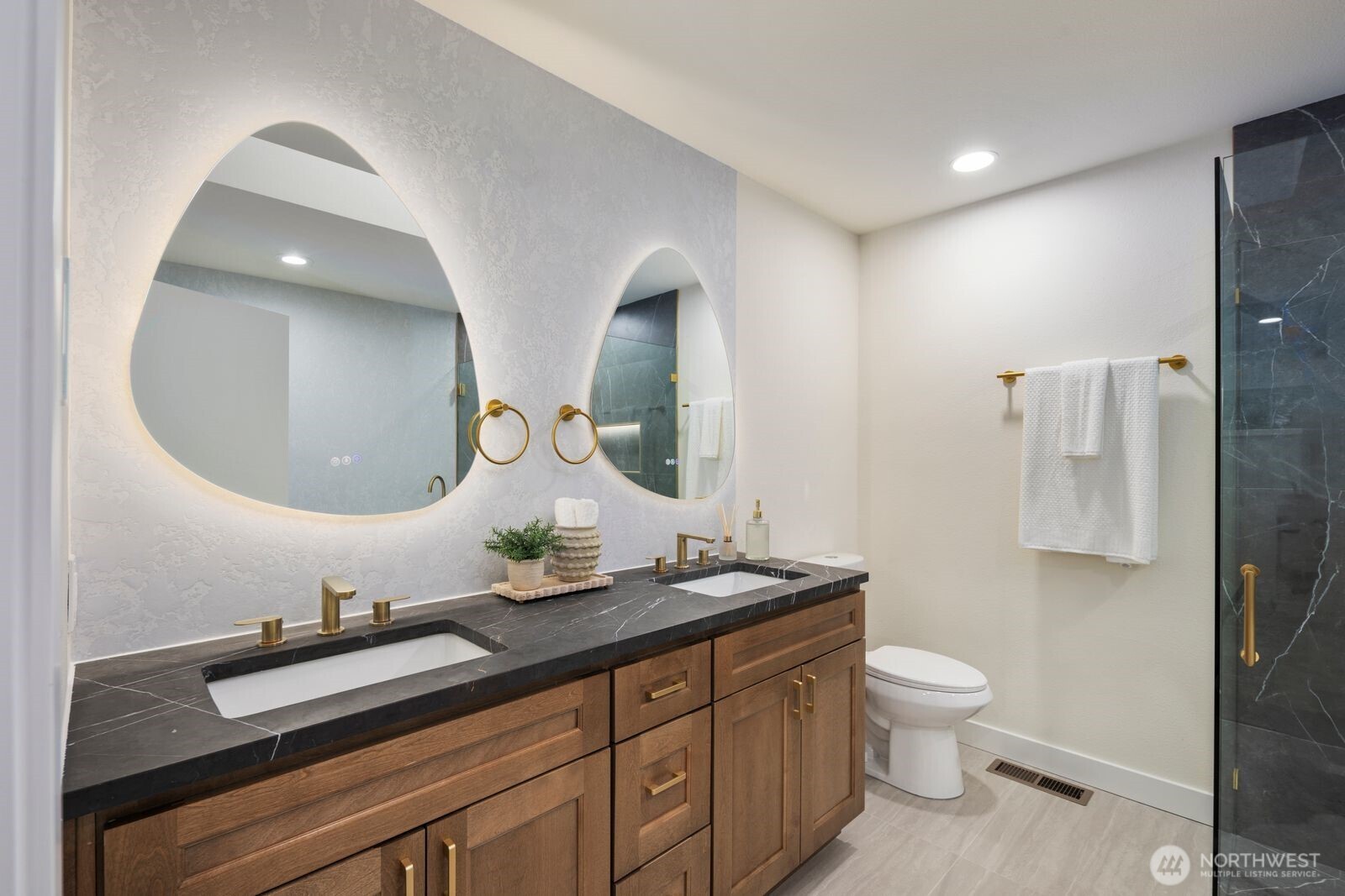 1182 SE Irish Court Port Orchard WA 98367