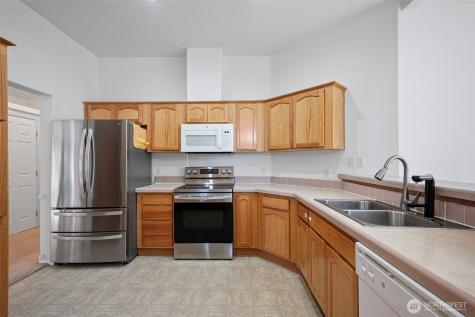 10088 Fairview Boulevard SW Port Orchard WA 98367