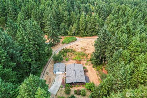 10088 Fairview Boulevard SW Port Orchard WA 98367