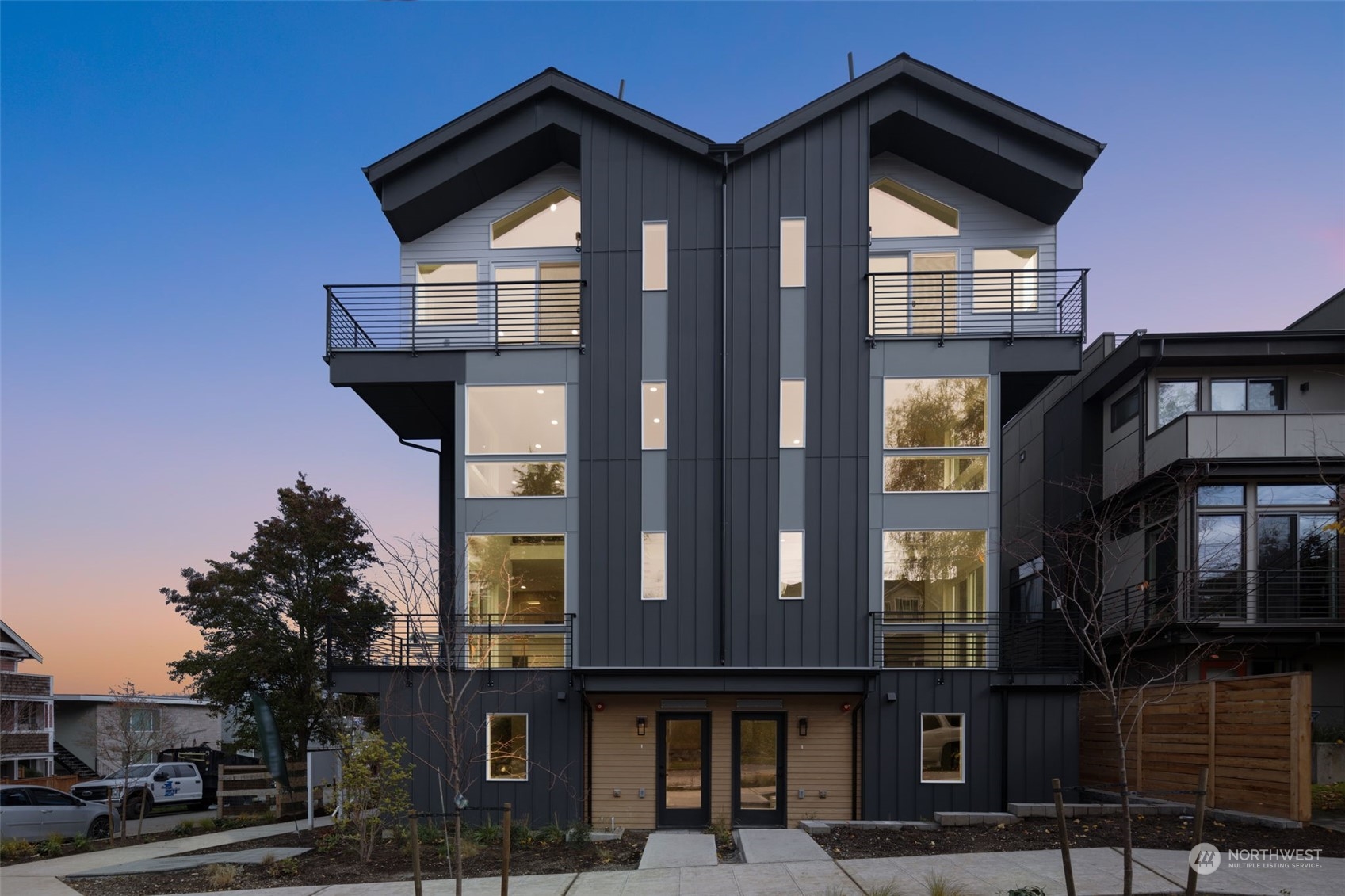 3256 21st Avenue W Seattle WA 98199