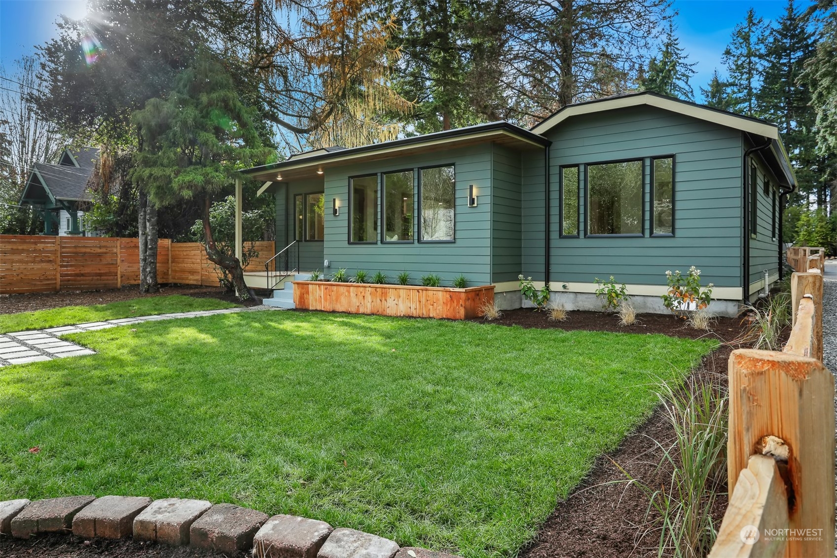 11025 17th Avenue NE Seattle WA 98125