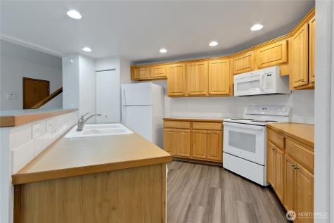 2727 Hidden Springs Loop SE Lacey WA 98503