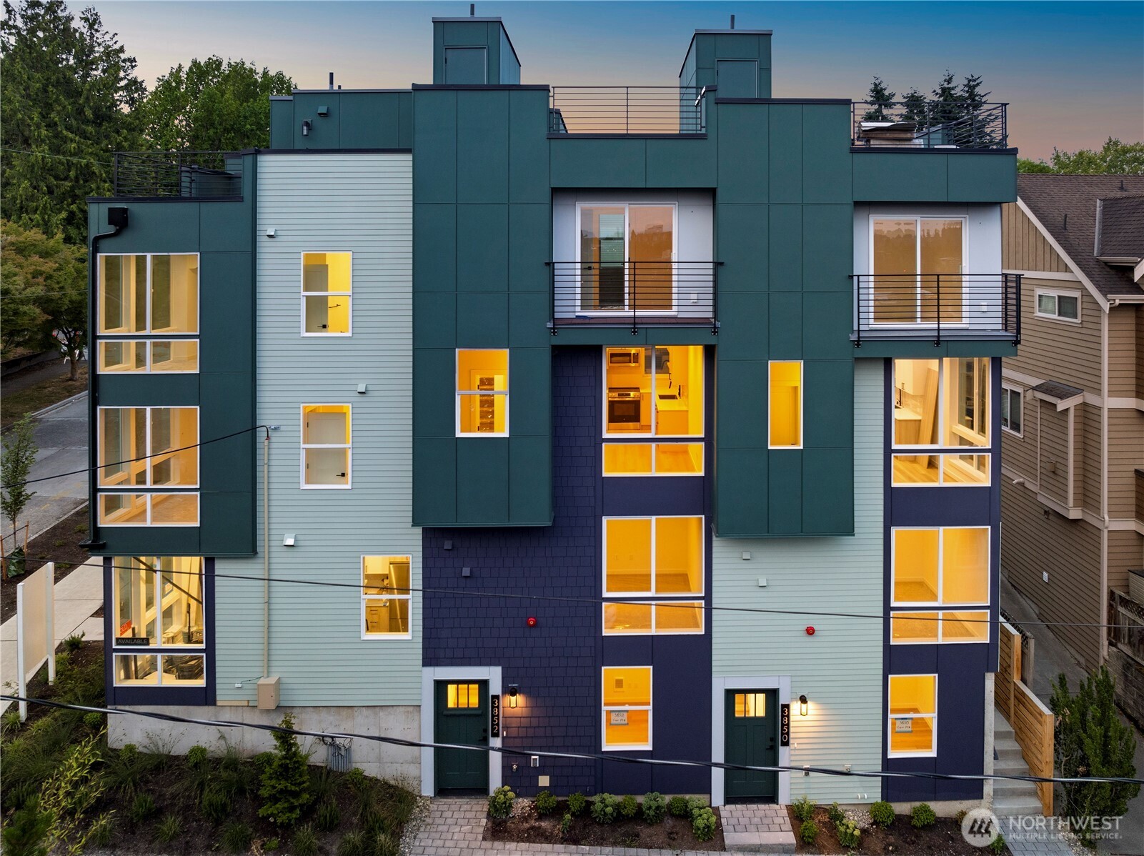 3850 Carr Place N Seattle WA 98103