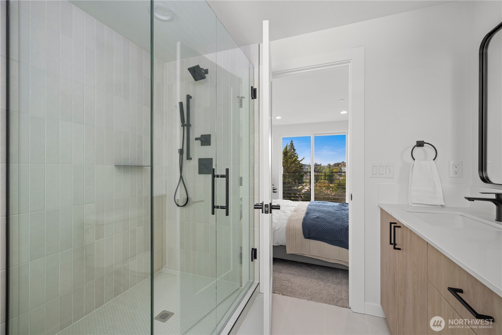 3850 Carr Place N Seattle WA 98103