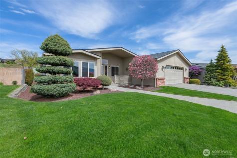 586 Canyon Drive East Wenatchee WA 98802