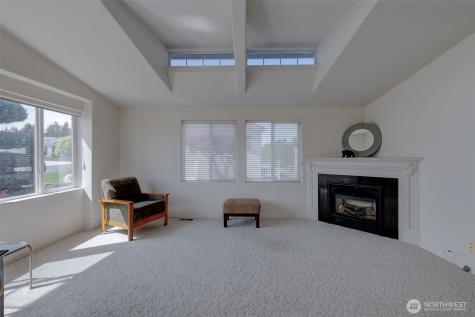 586 Canyon Drive East Wenatchee WA 98802
