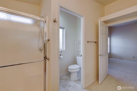 586 Canyon Drive East Wenatchee WA 98802