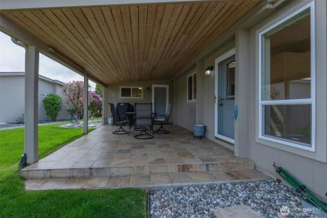 586 Canyon Drive East Wenatchee WA 98802
